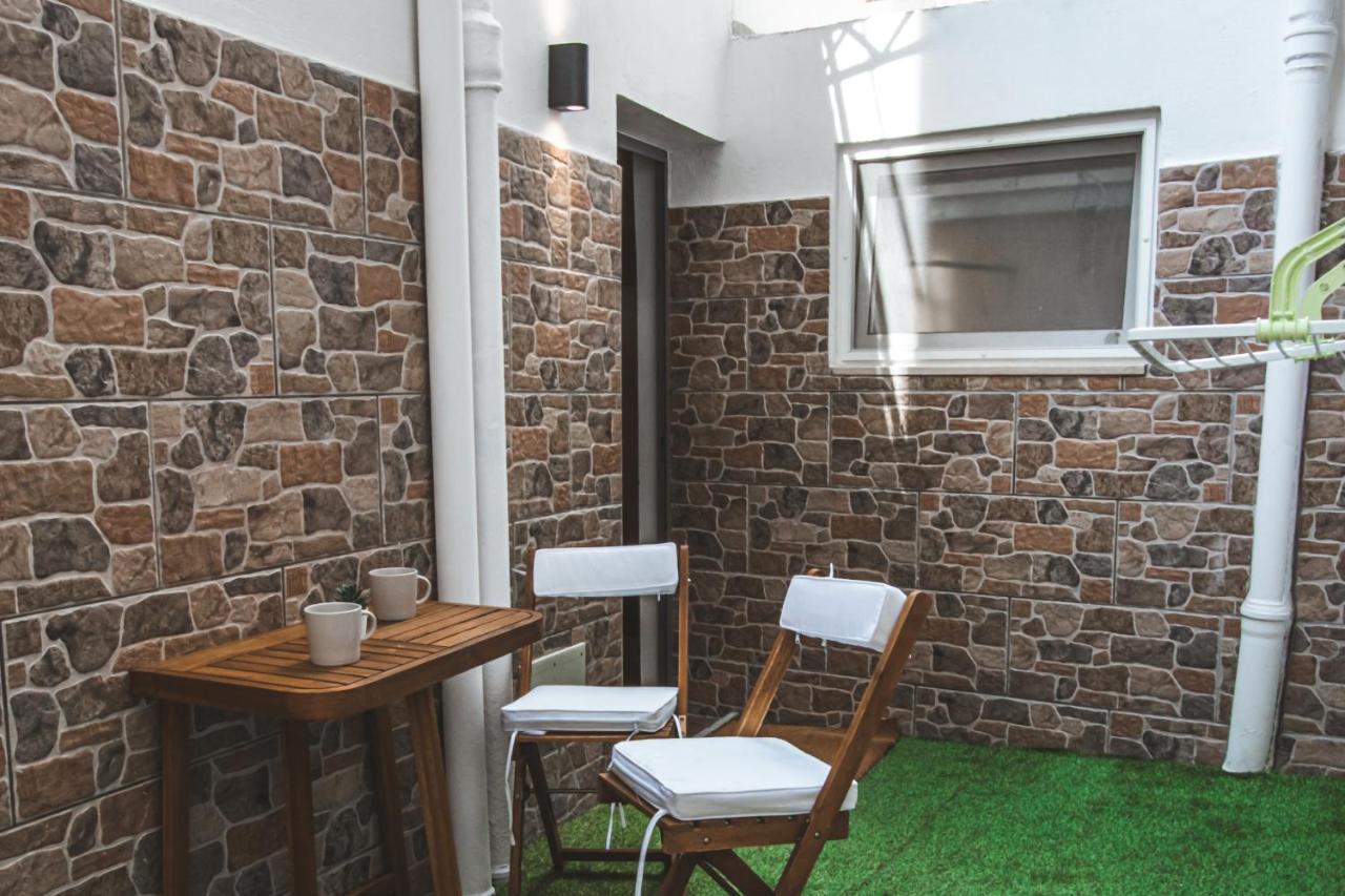 Sanavar Apartment Бари Екстериор снимка